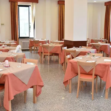 Excelsior 3* Montesilvano Marina