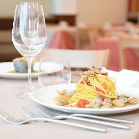 Hotell Excelsior 3*