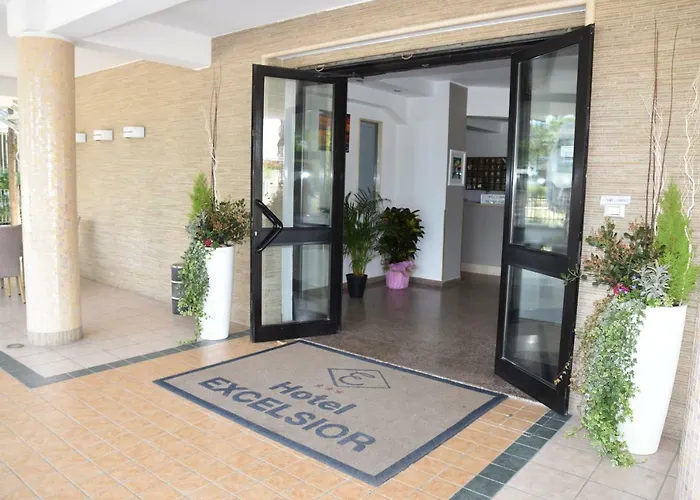 Hotel Excelsior 3*